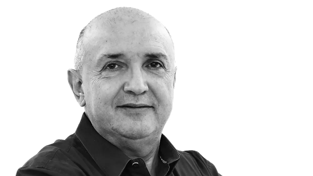 Darijan Ko&scaron;ir- Redakcija Dnevnik 2024 - portreti za komentarje in kolumne - kolumnisti - komentatorji &ndash; novinarji - portret //FOTO: Luka Cjuha