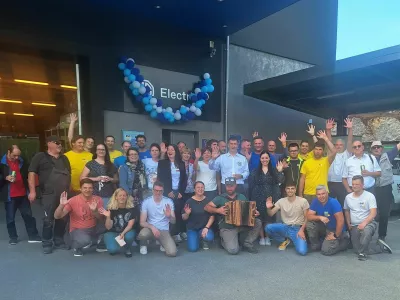 Ekipa podjetja Plan-net Solar, ki spodbuja trajnostno energijo s pomočjo zanesljivih tehnolo&scaron;kih re&scaron;itev in visoke kakovosti storitev ter komponent. Foto: Plan-net Solar