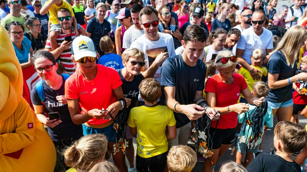 Triglav tek že vsa leta podpirajo tudi &scaron;tevilni slovenski vrhunski &scaron;portniki. F Peter Podobnik
