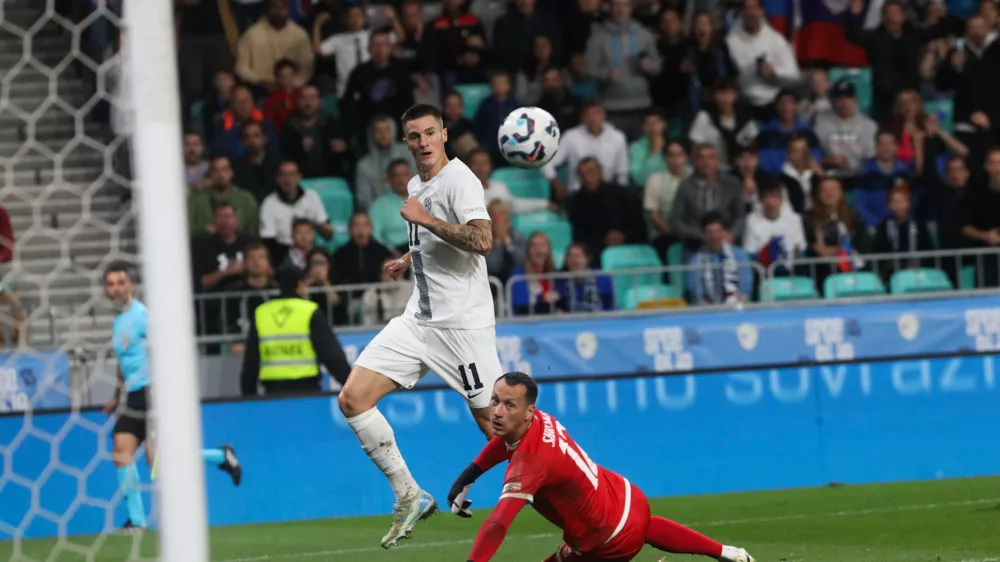 - po&scaron;kodovano in obrabljeno igri&scaron;če. 09.09.2024 9.09.2024. Nogomet Liga Narodov, Slovenija - 1. gol 09.09.2024 9.09.2024. Nogomet Liga Narodov, Slovenija - Kazahstan. Foto: Bojan Velikonja. Foto: Bojan Velikonja 