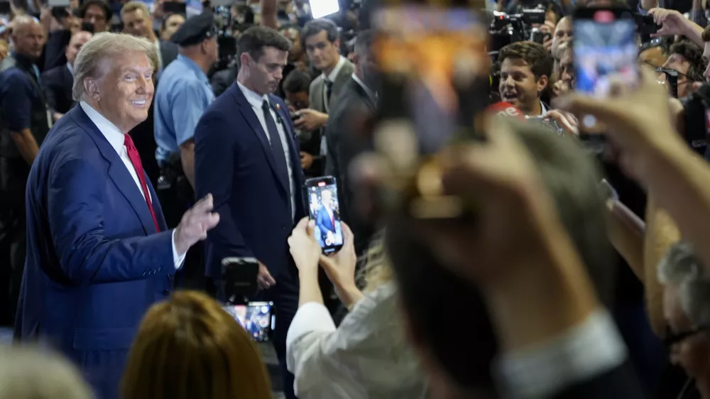 Donald Trump je po soočenju ocenil, da je bil na njem bolj&scaron;i od Harrisove. Foto: AP