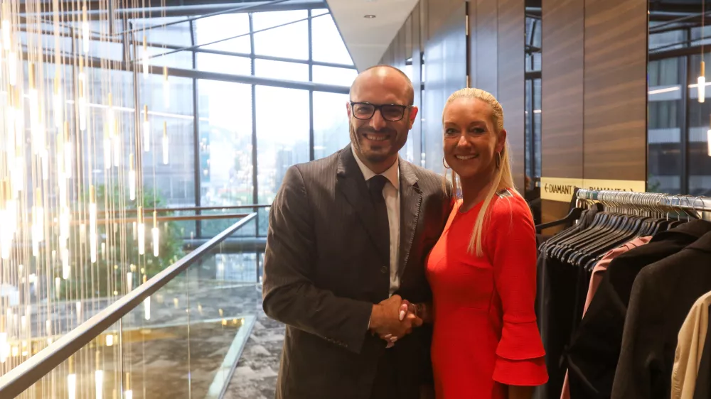 - Slobodan &Scaron;e&scaron;um. generalni direktor. Direktorat za gospodarsko in javno diplomacijo.- Lidija Muha, Dnevnik d.d.- 12.09.2024. Regijski izbor Gazele 2024 Osrednje slovenske regije v Hotelu Grand Plaza v ljublani. Gazele 2024.//FOTO: Bojan Velikonja