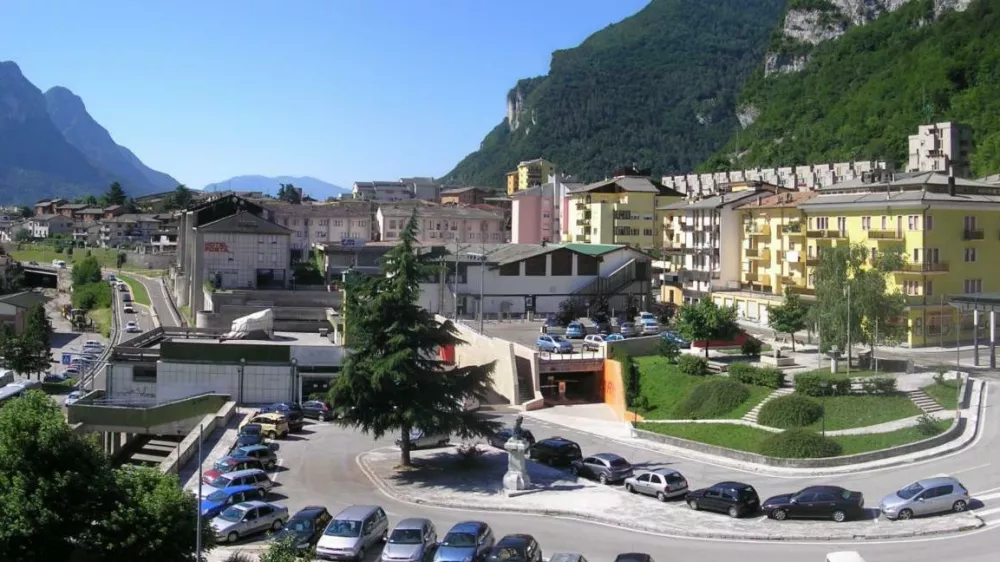 Panoramski pogled na dana&scaron;nje mestece Longarone / Foto: Wikipedija / Foto: Wikipedija