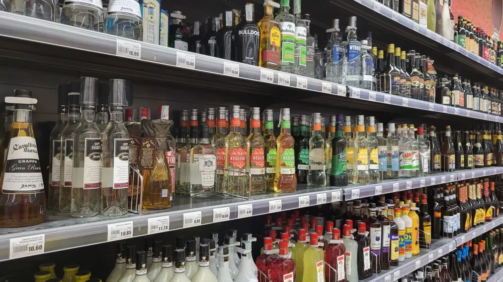alkoholne pijače italija cenej&scaron;e kot pri nas / Foto: Katja Gle&scaron;čič