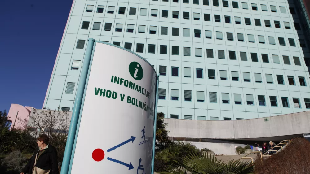 - Splo&scaron;na bolni&scaron;nica "Dr. Franca Derganca" - Nova Gorica - Ul. Padlih borcev 14, - &Scaron;empeter pri Gorici  //FOTO: Luka Cjuha 