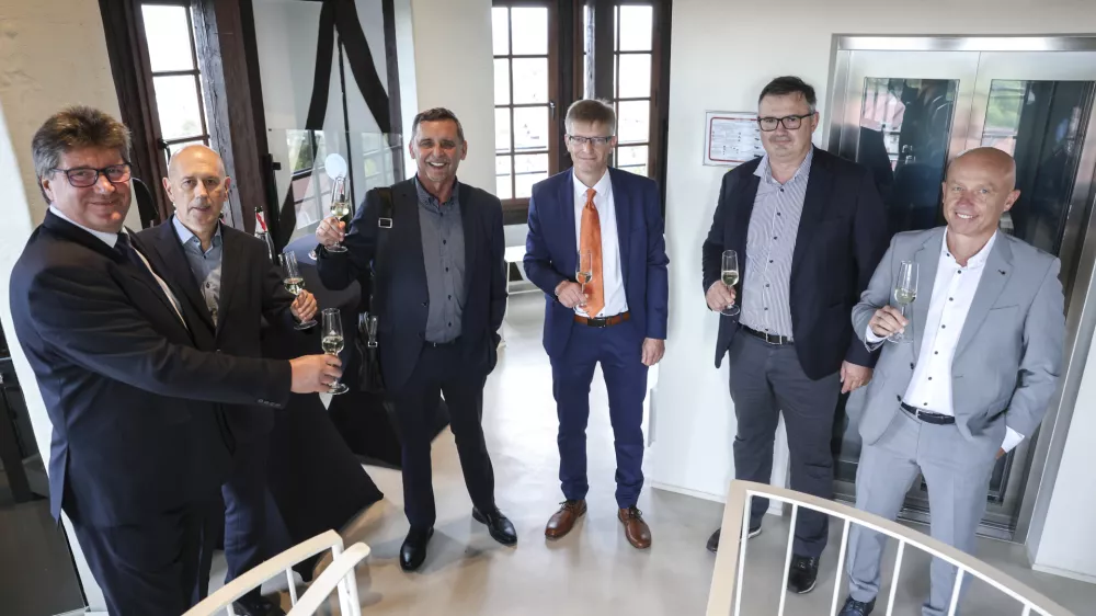 Ivan Molan, Bojan Petan, Miran Lesjak, Igor Arh, Mirko Požar, Jure Vi&scaron;ček- 24.09.2024 - izbor dolenjsko-posavske Gazele - grad Mokrice //FOTO: Jaka Gasar