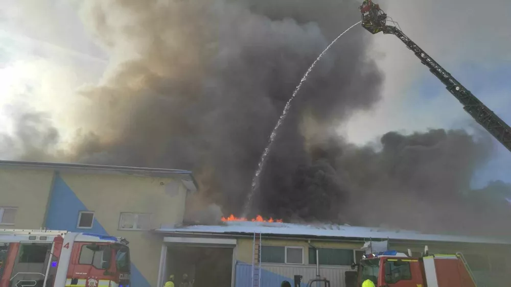 Požar v &Scaron;kofji Loki.