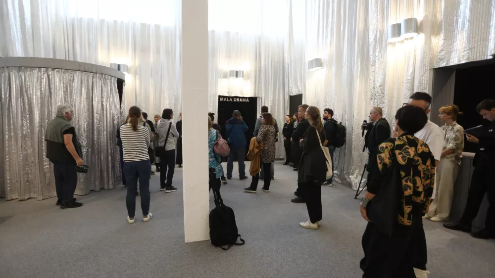 Preddverje Male Drame&nbsp;Foto: Luka Cjuha