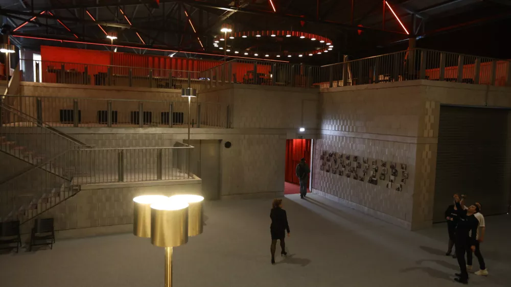 Preddverje velike dvorane&nbsp;Foto: Luka Cjuha