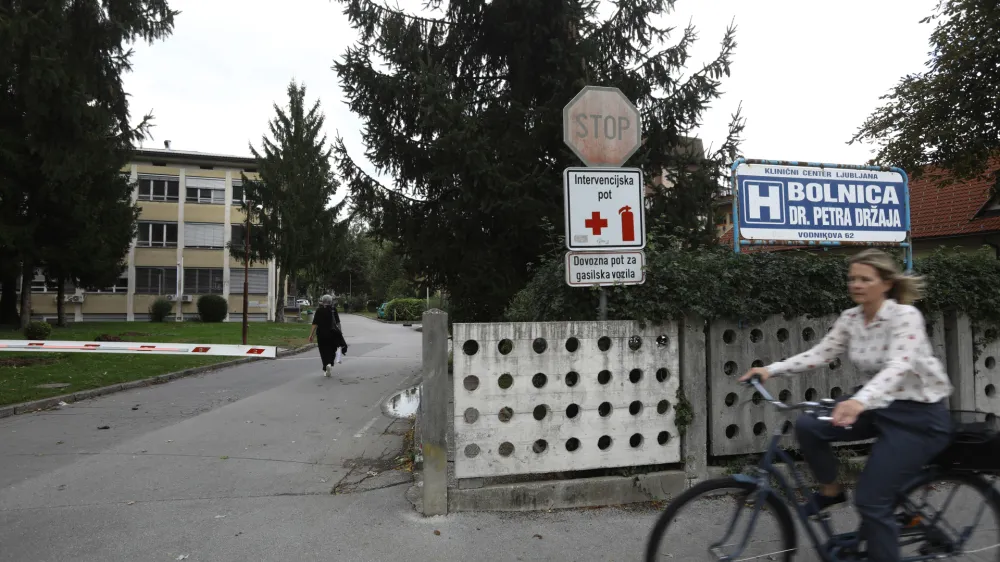 27.09.2024 - Petra Držaja. UKC Ljubljana &ndash; Bolni&scaron;nica dr. Petra Držaja. Vodnikova cesta 62FOTO: LUKA CJUHA