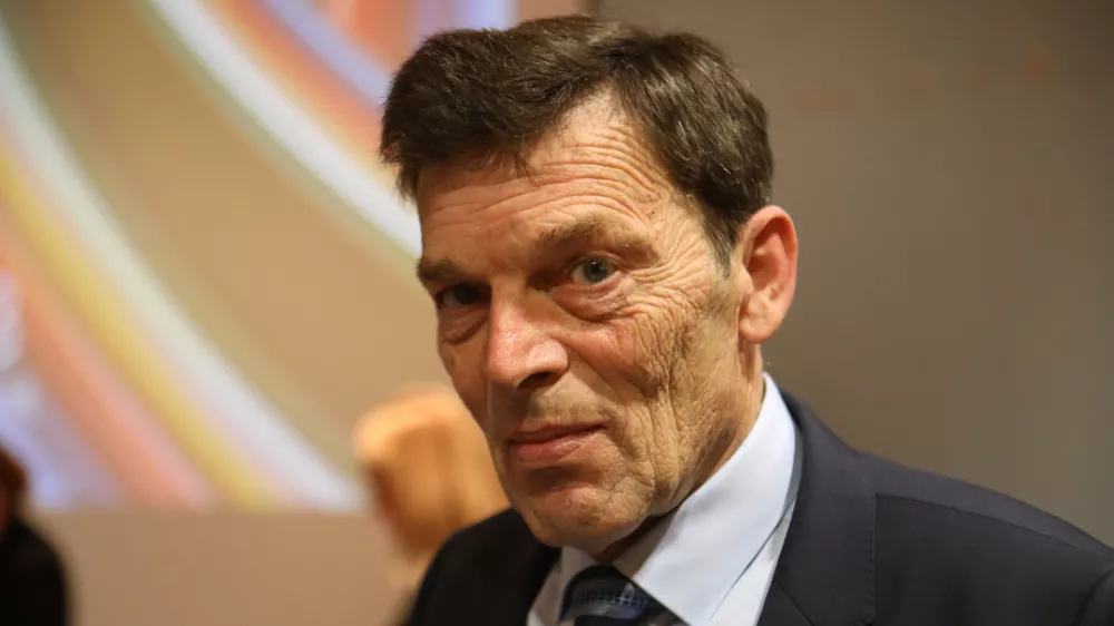 Kandidat za &scaron;olskega ministra dr. Vinko Logaj je zavrnil očitke na račun svojega preteklega dela. Foto:&nbsp;Tomaž Skale