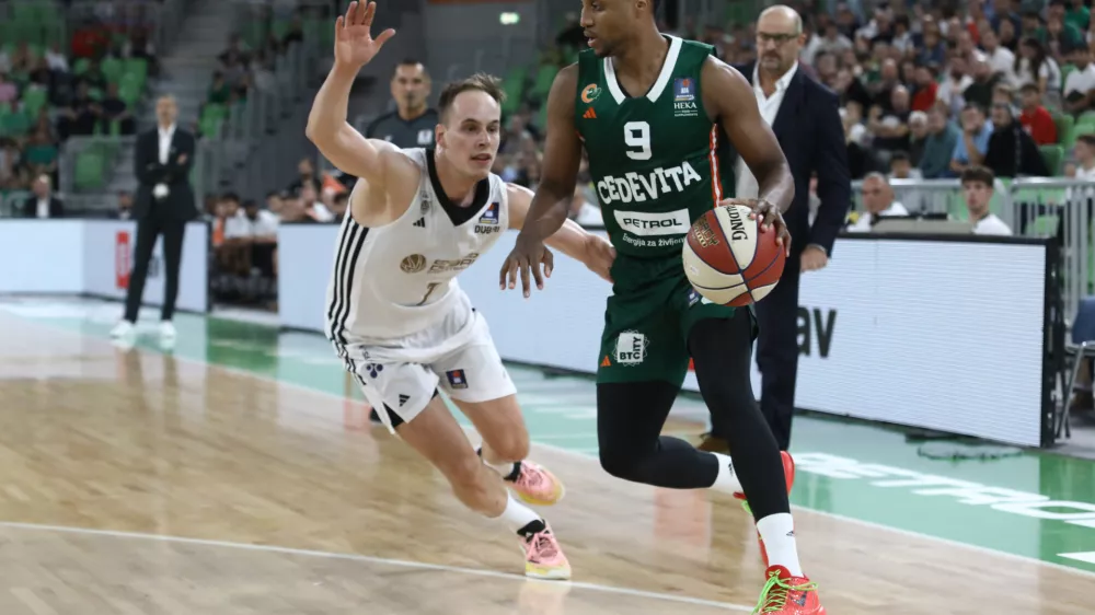 Klemen Prepelič in Brynton Lemar29.09.2024 - Ko&scaron;arka Cedevita Olimpija - Dubaj v drugem krog regionalne liga ABA.FOTO: LUKA CJUHA