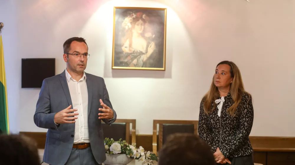 podžupan občine &Scaron;kofja Loka, mag. Robert Strah1.10.2024 - 24. Slovenska GAZELA 2024 &ndash; regijski izbor najbolj&scaron;ih najhitreje rastočih podjetij &ndash; razglasitev Gazele Gorenjske regije.  FOTO: Luka Cjuha