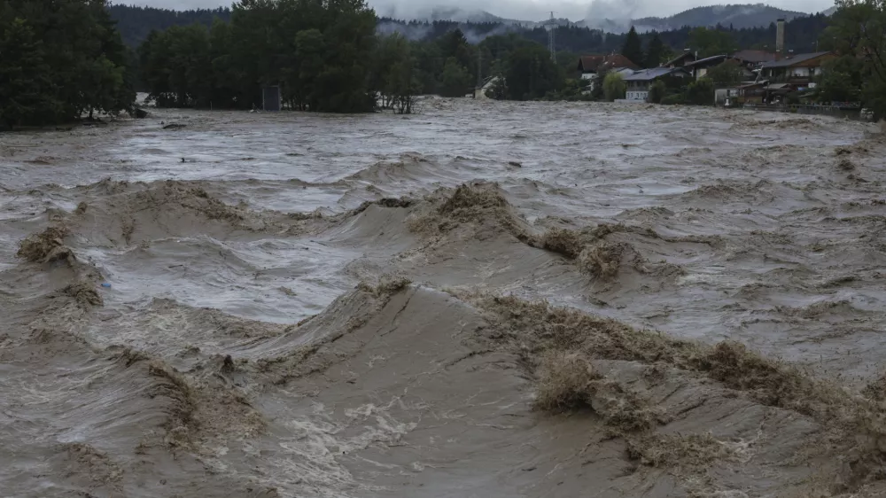 Tacen- 04.08.2023 &ndash; Poplave v Sloveniji - močno deževje, narasle reke, vremenske spremembe //FOTO: Jaka Gasar