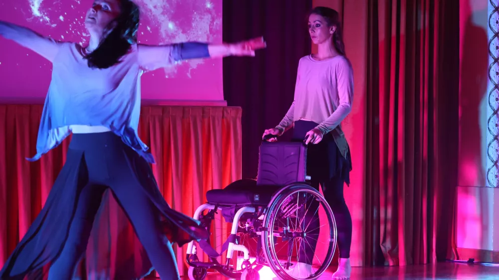 Zakaj jaz predstava / Foto: Andraž Franc Purg