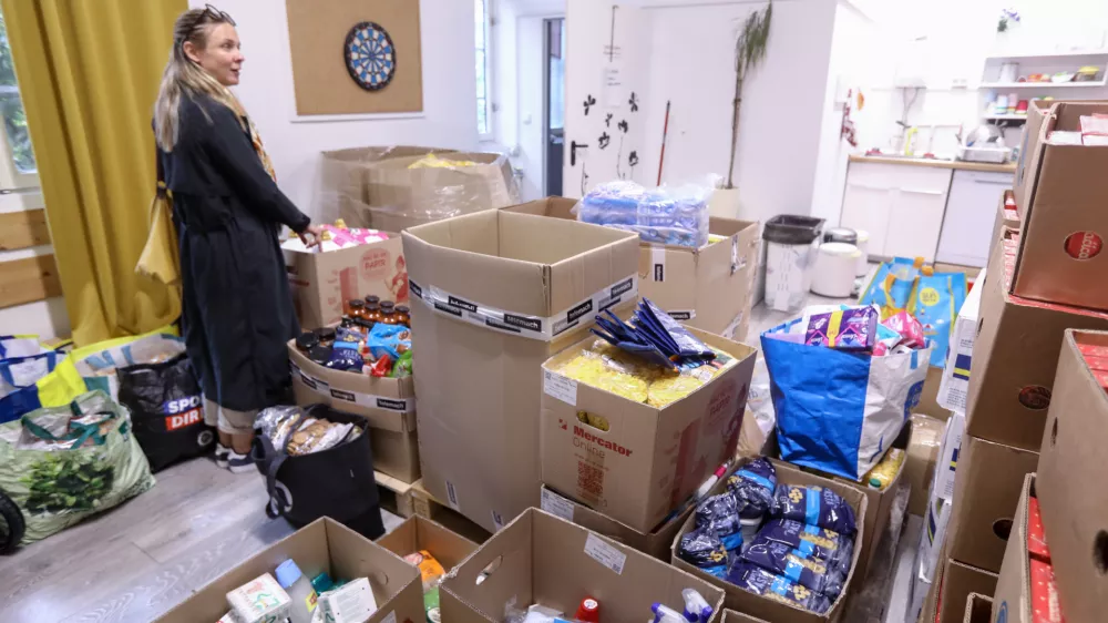 Če se situacija ne bo bistveno poslab&scaron;ala imajo v skladi&scaron;ču dovolj zalog do konce leta. Foto: Luka Cjuha