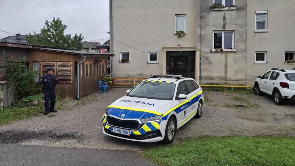 Prizori&scaron;če zločina v Dolenji vasi. Foto: Peter Lov&scaron;in