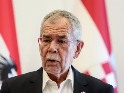 avstrijski predsednik Alexander van der Bellen- 05.07.2018 &ndash; Gori&scaron;ka Brda (Vila Vipolže) - srečanje predsednikov Slovenije, Avstrije in Hrva&scaron;ke v Sloveniji &ndash; slovenski predsednik republike na delovnem obisku gostil avstrijskega predsednika Alexandra van der Bellna in hrva&scaron;ko predsednico Kolindo Grabar-Kitarović.  //FOTO: Luka Cjuha.