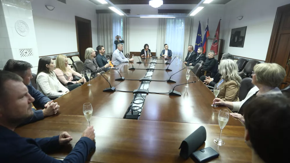 10.10.2024 - 24. Slovenska GAZELA 2024 &ndash; Sežana - regijski izbor najbolj&scaron;ih najhitreje rastočih podjetij &ndash; razglasitev Primorsko notranjske regije. Primorsko notranjska gazela  FOTO: Luka Cjuha