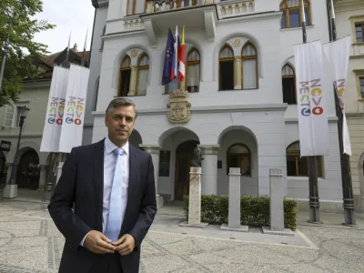 Gregor Macedoni, župan Mestne občine Novo mesto- 18.09.2023 &ndash; Novo mesto - reportaža iz mestnih sredi&scaron;č, obnovljenih z EU sredstvi. //FOTO: Luka Cjuha