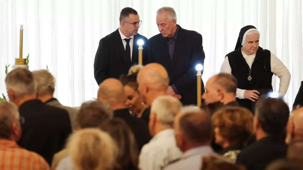 Ivo Sanader na pogrebu svojega brata. Foto: Pixsell