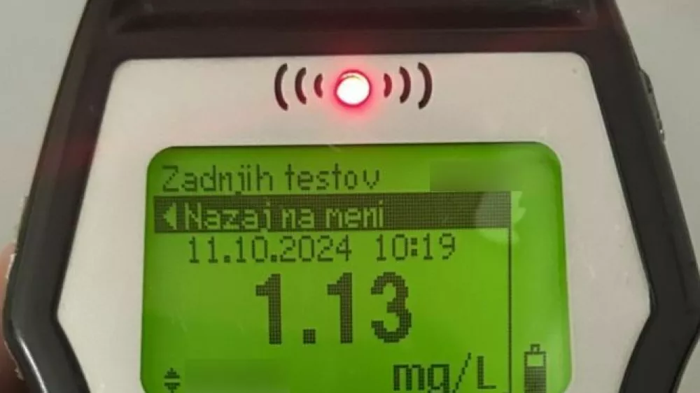Alkotest je pokazal, da je voznik v petek zjutraj v &Scaron;kofji Loki za volan sedel konkretno pijan. 