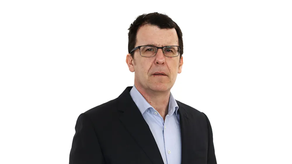 Sebastjan MorozovZA ONLINE - Redakcija Dnevnik 2024 - portreti za komentarje in kolumne - kolumnisti - komentatorji &ndash; novinarji - portret //FOTO: Luka Cjuha