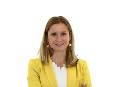 Tina JerebZA ONLINE - Redakcija Dnevnik 2024 - portreti za komentarje in kolumne - kolumnisti - komentatorji &ndash; novinarji - //FOTO: Tomaž Skale