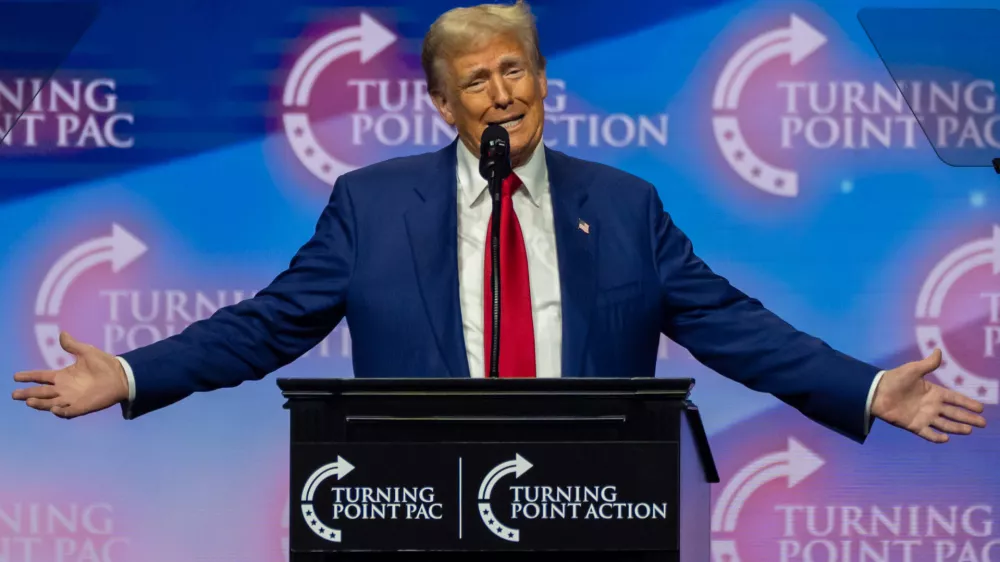 23 October 2024, US, Duluth: Former US President and Republican presidential candidate Donald Trump speaks during a rally for Trump in Duluth. Turning Point Action is hosting the rally in support of Trump as the campaign enters its final 2 weeks. Photo: Jen Golbeck/SOPA Images via ZUMA Press Wire/dpa / Foto: Jen Golbeck