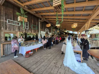 Na srečanju v Ljubljani se je predstavilo &scaron;tirinajst podjetnic, ki so razstavljale svoje izdelke. F Spirit Slovenija