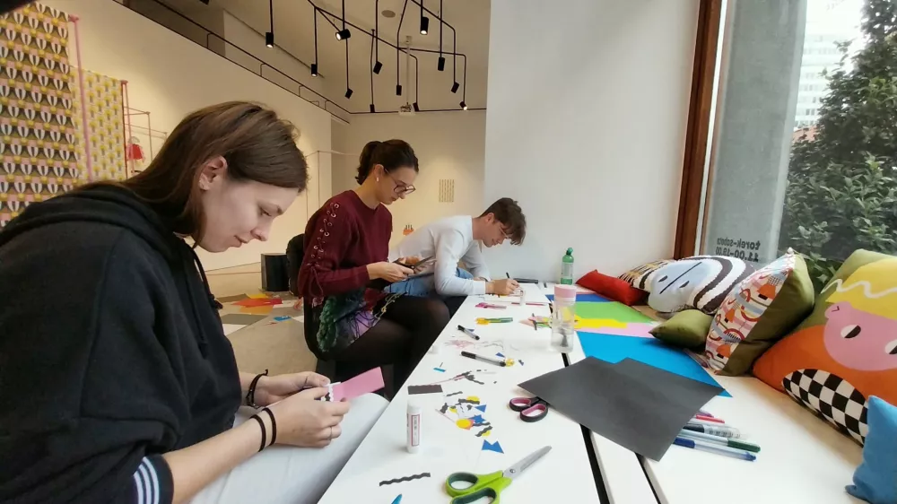 Tasja Videm&scaron;ek, - Bau&scaron;pil vzorci