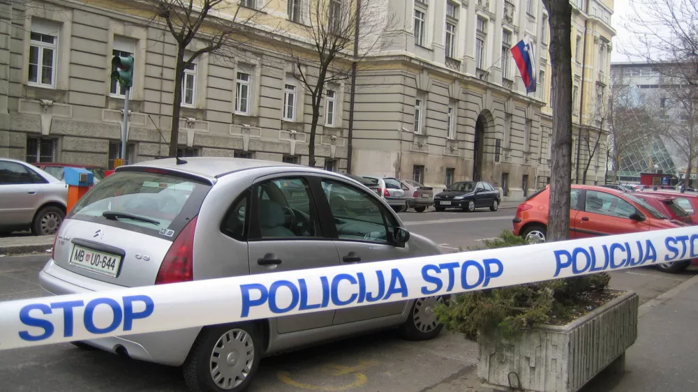 BOMBNI ALARM MARIBORSKO SODI&Scaron;ČE