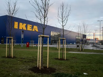 - 30.11.2020 - gradnja - gradbi&scaron;če Trgovski center IKEA Ljubljana &ndash; &scaron;vedski pohi&scaron;tveni trgovec v ljubljanskem nakupovalnem sredi&scaron;ču BTC &ndash; //FOTO: Luka Cjuha.