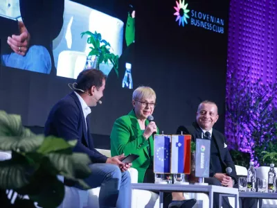 Nata&scaron;a Pirc Musar in Joc Pečečnik na 3. Festivalu podjetni&scaron;tva SBC. F SBC