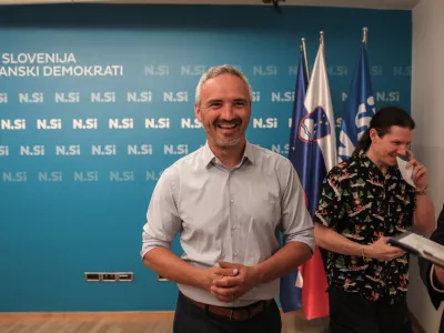 - Janez Cigler Kralj, podpredsednik in vodja poslanske skupine NSi.- 09.06.2024 - Evropske volitve 2024 - Volitve poslancev v Evropski parlament - &Scaron;tab NSi.  //FOTO: Bojan Velikonja