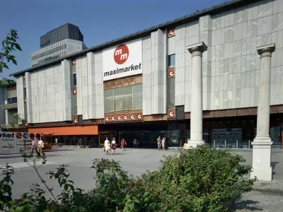 Emona Maximarket leta 1972 / Foto: Rudi Pa&scaron;kulin, Hrani Mnszs