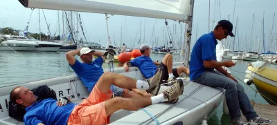 jadrnica, počitek Vasilij Žbogar (desno), mednarodna jadralna regata match race - Izola