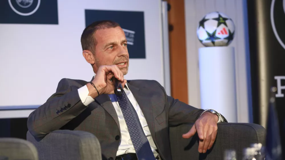 Aleksander Čeferin predsednik UEFA8.11.2024 - pogovor s predsednikom Uefe Aleksandrom Čeferinom o izzivih evropskega nogometa, ki ga pripravljajo Litteralis, In&scaron;titut za ustavno pravo, &Scaron;tudentsko dru&scaron;tvo PandaFOTO: LUKA CJUHA