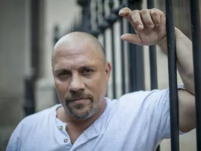 Boris Dežulović, hrva&scaron;ki novinar in književnik, Dnevnikov kolumnist    ///FOTO: Luka CjuhaOPOMBA: ZA OBJAVO V PRILOGI  DNEVNIKOV OBJEKTIV - INTERVJU 2015.