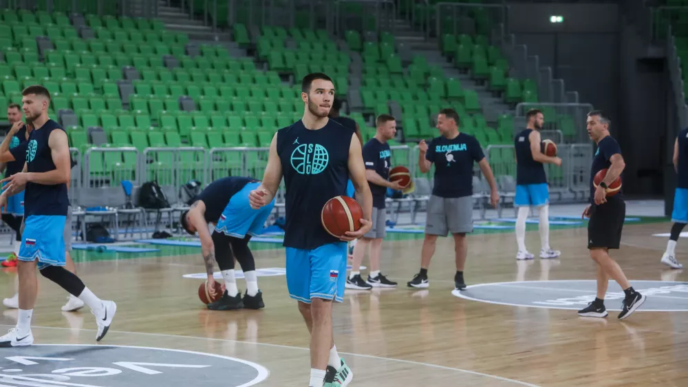 - Bine Prepelič.- 27.04.2024. Trening slovenske ko&scaron;arkarske reprezentance pred odhodom na kvalifikacijski turnir za Olimpijske igre v Grčiji. //FOTO: Bojan Velikonja