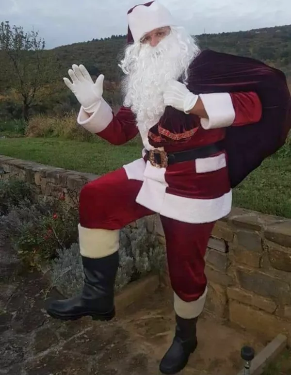 Božiček ima leto&scaron;nji decembrski koledar ima že povsem zapolnjen. / Foto: osebni arhiv Denisa Opatiča