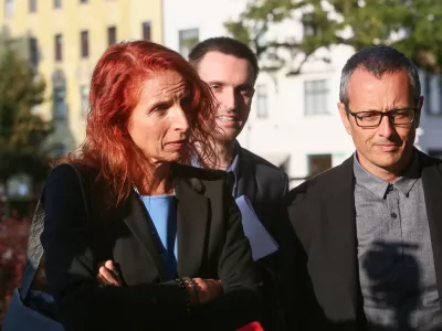 zakonca Iza in Samo Login - 11.09.2019 &ndash; sojenje - tožba zakoncev Ize in Sama Logina proti Reporter media zaradi protipravnega posega v osebnostne pravice in zasebnost //FOTO: Luka Cjuha.