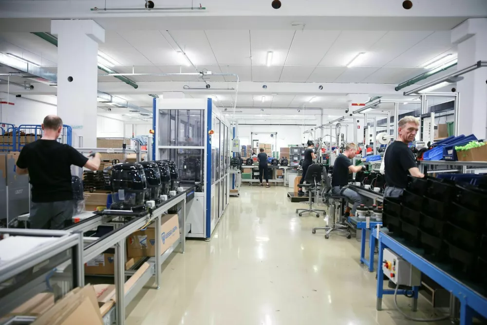 Hyla se uvr&scaron;ča med manj&scaron;e proizvajalce sesalnih aparatov v primerjavi s proizvajalci klasičnih sesalnikov. Foto: Hyla / Foto: Hyla