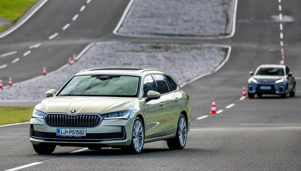  &Scaron;koda superb / Foto: Uro&scaron; Modlic