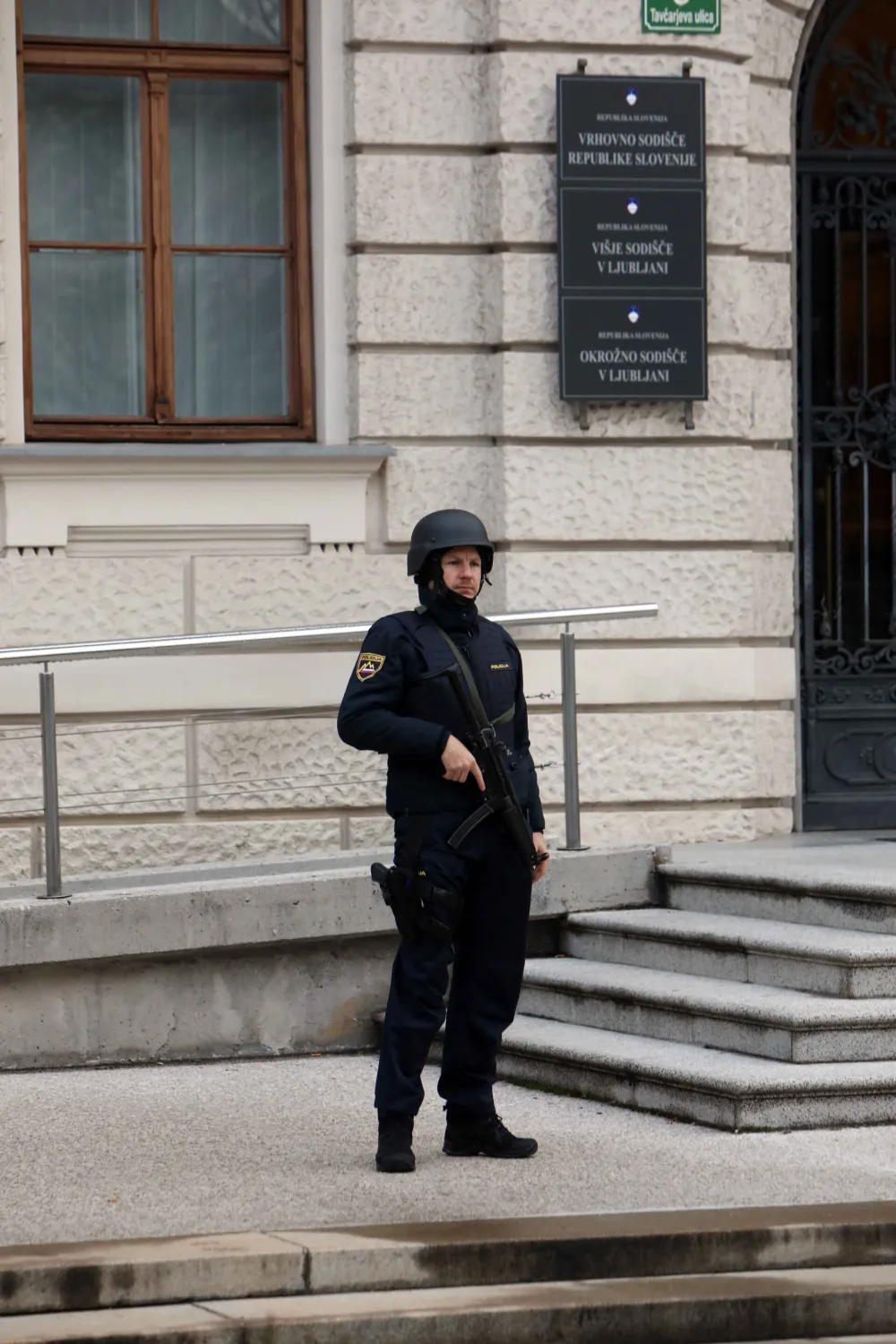 29.11.2024 - sodi&scaron;če, kava&scaron;ki klan, varovanje, policijaFoto: Tomaž Skale