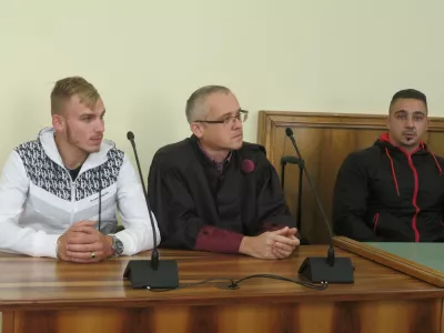 Dejana Novaka z zagovornikom Igorjem Gro&scaron;ljem prihodnje leto čaka novo sojenje, sodba Mirku Pilingerju - Mikiju (desno) pa je pravnomočna. Foto: Dragana Stanković