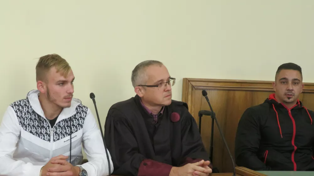 Dejana Novaka z zagovornikom Igorjem Gro&scaron;ljem prihodnje leto čaka novo sojenje, sodba Mirku Pilingerju - Mikiju (desno) pa je pravnomočna. Foto: Dragana Stanković