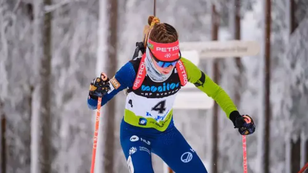 Lena Repinc, dvakratna svetovna mladinska prvakinja v biatlonu. 