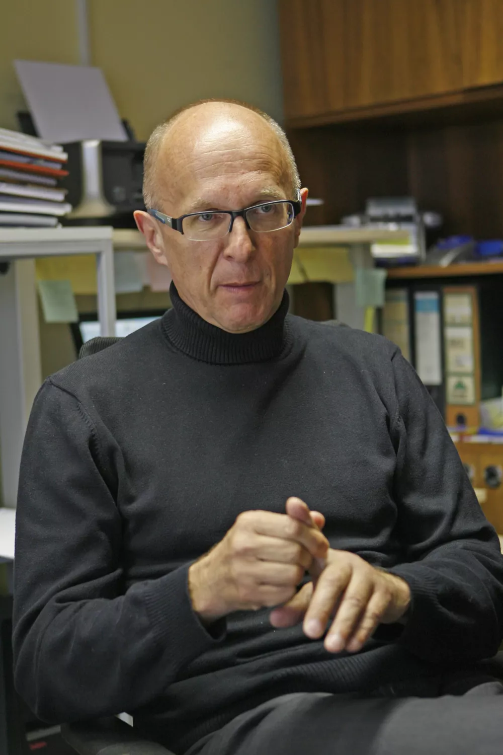 - 30.03.2015 - Gregor Pečan, ravnatelj O&Scaron; Janka Modra iz Dola pri Ljubljani in novi predsednik Združenja ravnateljic in ravnateljev osnovnih in glasbenih &scaron;ol//FOTO: Tomaž Skale