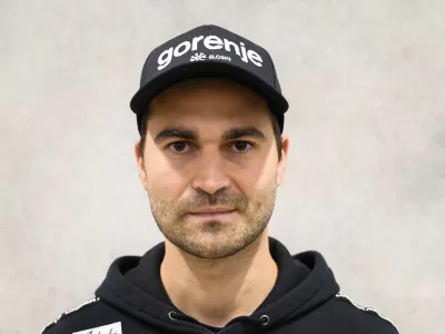 Robert Hrgota11.11. 2024 Predstavitev mo&scaron;ke in ženske reprezentance v smučarskih skokih v pred začetkom nove sezone svetovnega pokalaFOTO: Nik Erik Neubauer